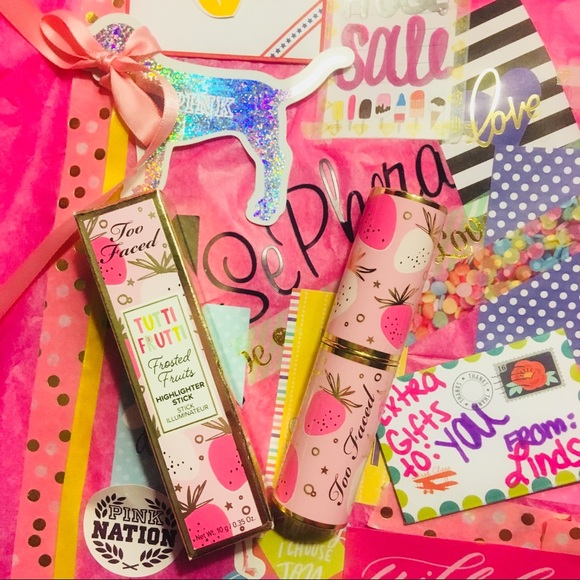 TRADEDπ«π«π€©βΌοΈ TOO FACED FROSTED FRUITS STRAWBERRY - Picture 5 of 8